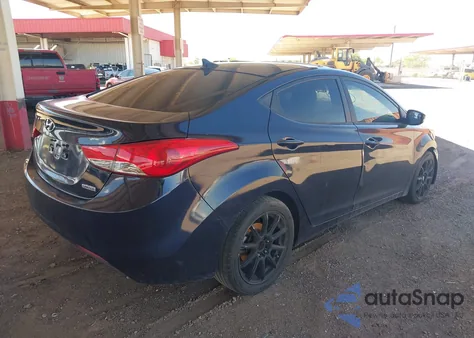 2013 Hyundai Elantra Limited z USA, uszkodzony, nr VIN 5NPDH4AE5DH418896